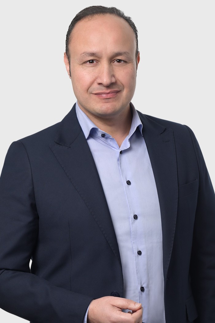 Bild von Bülent  Tiz, Director